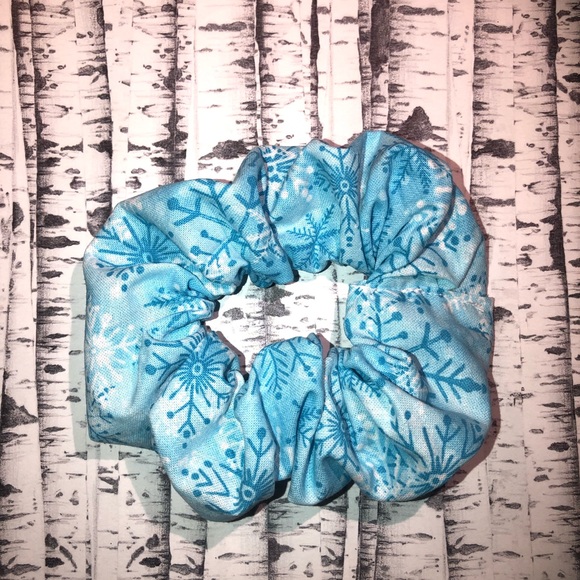 5 piece Christmas Scrungie set - Picture 9 of 9